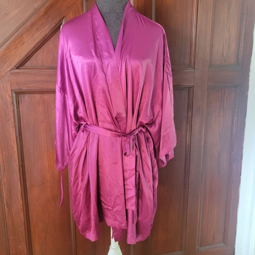 Victorias Secret Satin Kimono Robe One Size 100% Polyester Fuchsia